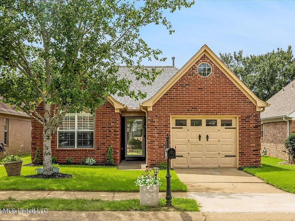 1st image of 8193 Clubview Dr