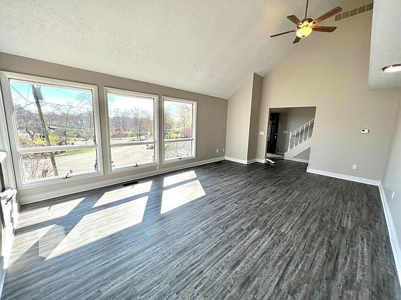 4th image of 5431 Falcon Ln