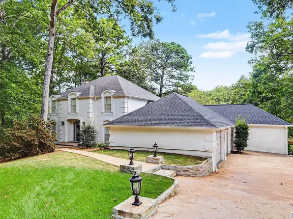 1941 River Way Dr, Birmingham, AL 35244