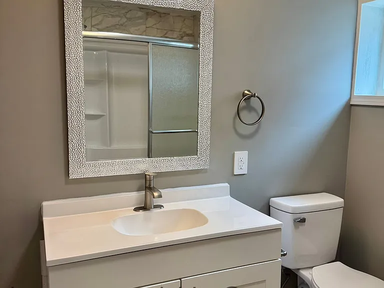 2227 S Bonn Ave — Photo 18