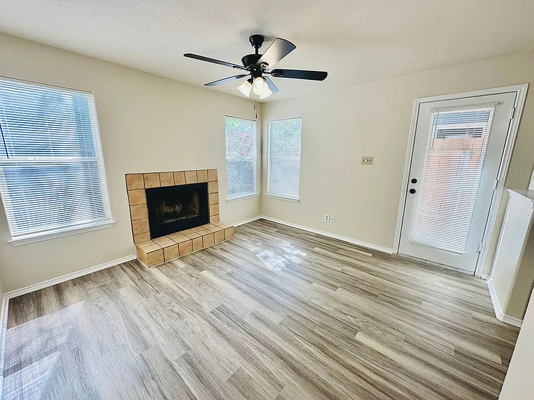 8814 Schick Rd — Photo 11