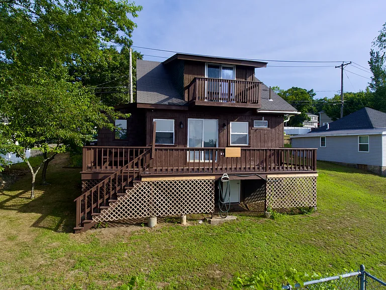 36 Lake St — Photo 19