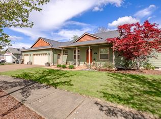 837 27th Ave, Sweet Home, OR 97386