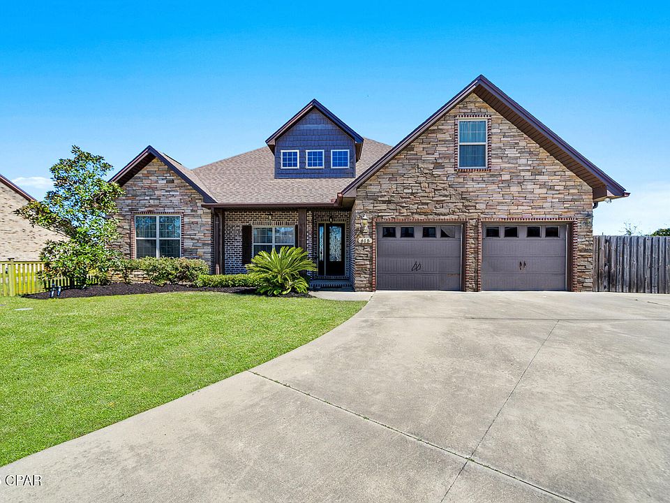 1st image of 615 Shady Oaks Ln