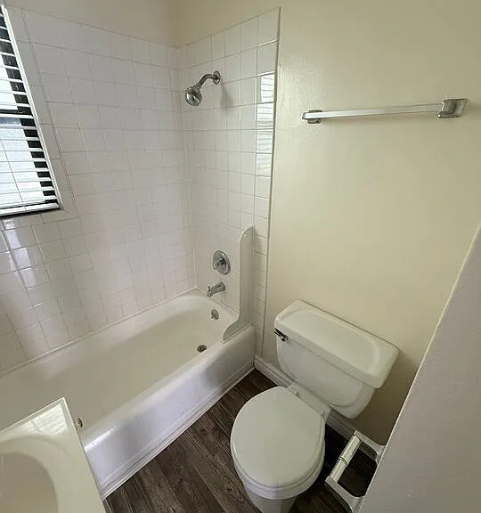 4055 Hamilton St #3 — Photo 9