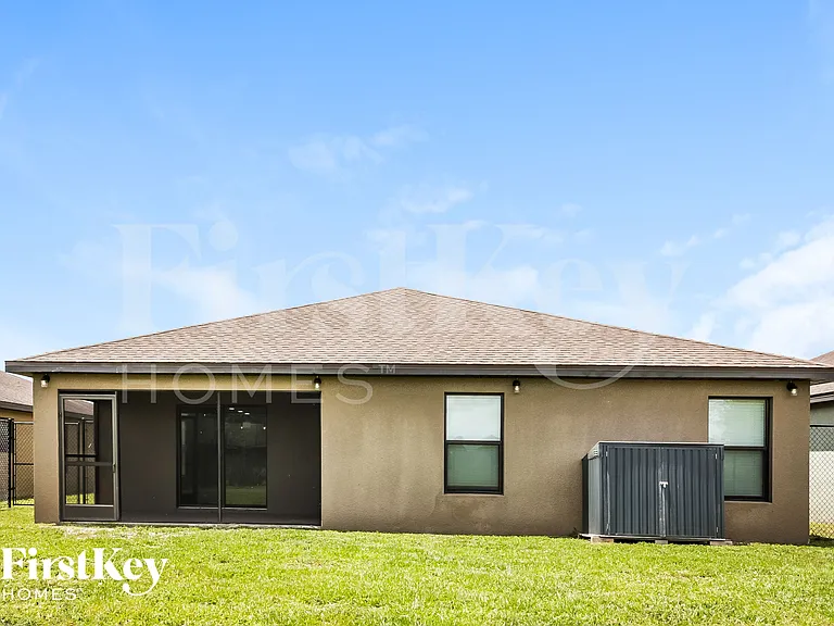 354 Shadow Lakes Dr — Photo 15