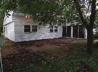 21503 305th St, Mason City, IA 50401