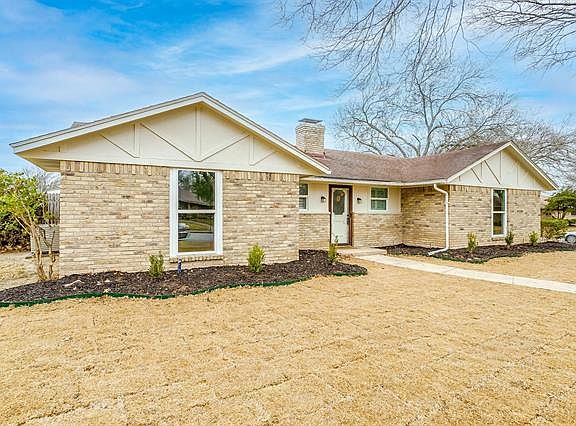 4th image of 407 Buckingham Pl