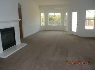 3155 N Dee Ann Ave, Fresno, CA