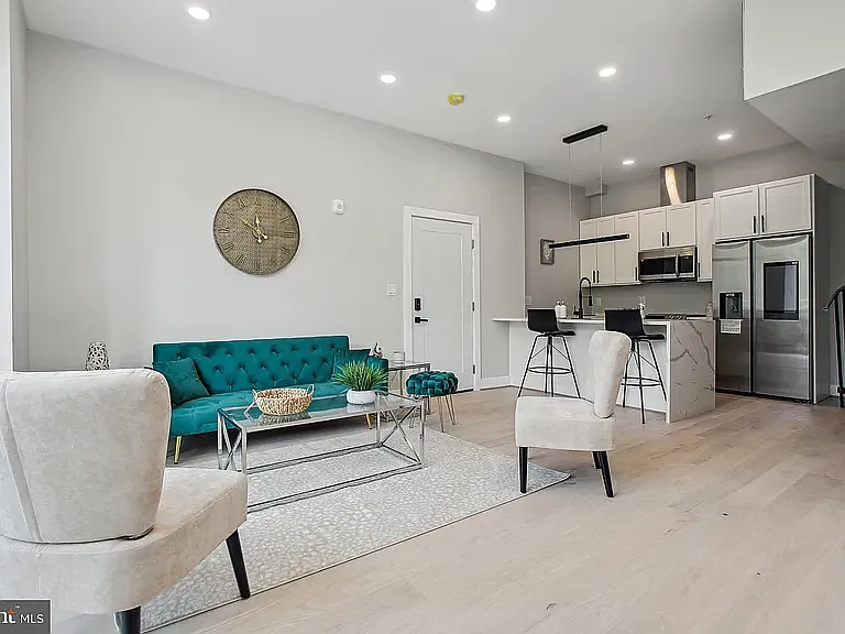 2213 M St NE #13 — Photo 4