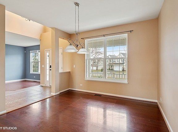 5th image of 699 N Silver Leaf Ln