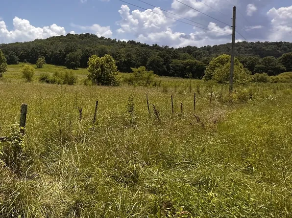 167A Bradford Rd, Fayetteville, TN 37334