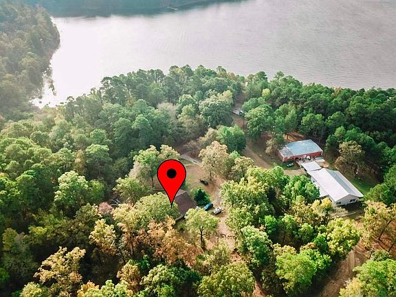 2nd image of 920 Deer Cove Rd