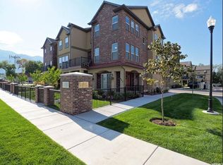 693 E Buckie Ct, Draper, UT 84020