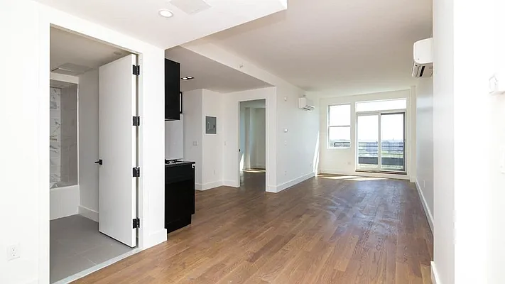 Rented by Nooklyn NYC LLC | media 50