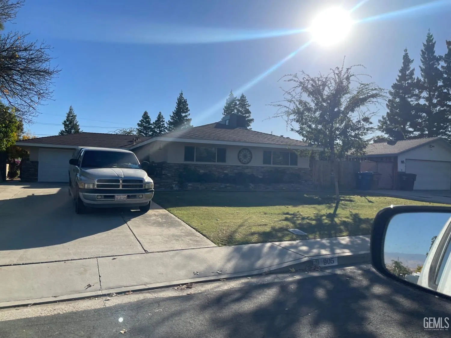 905 Rockwood Ave photo 1