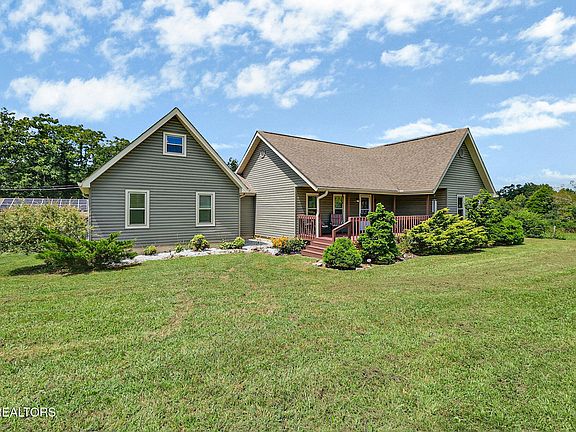 2nd image of 7526 Dunbar Rd
