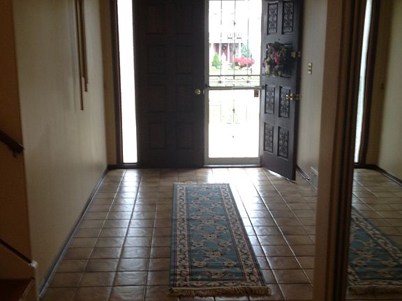 5th image of 2286 Heatherhill St