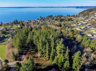 8 Madrona Beach Rd, Camano Island, WA 98282