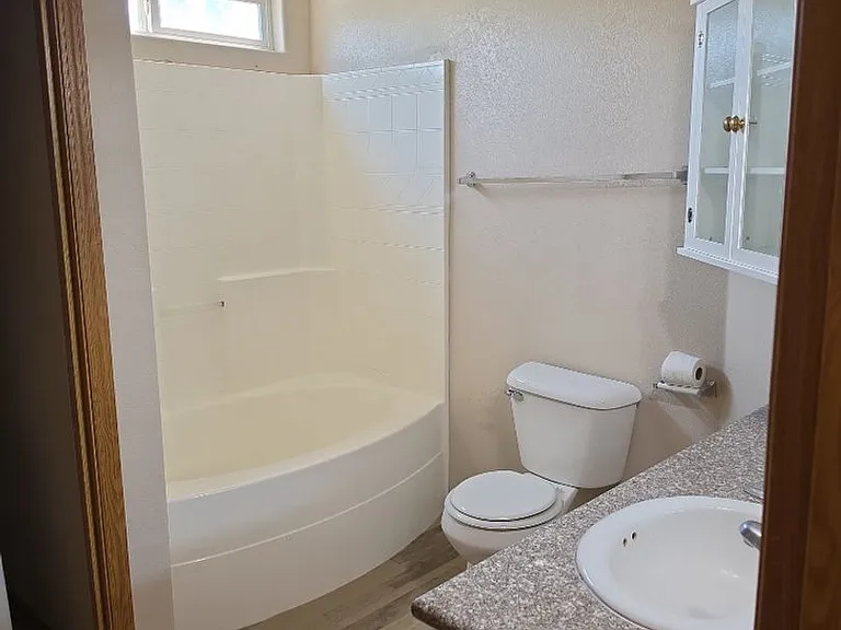 1945 E Wilson Ln — Photo 14