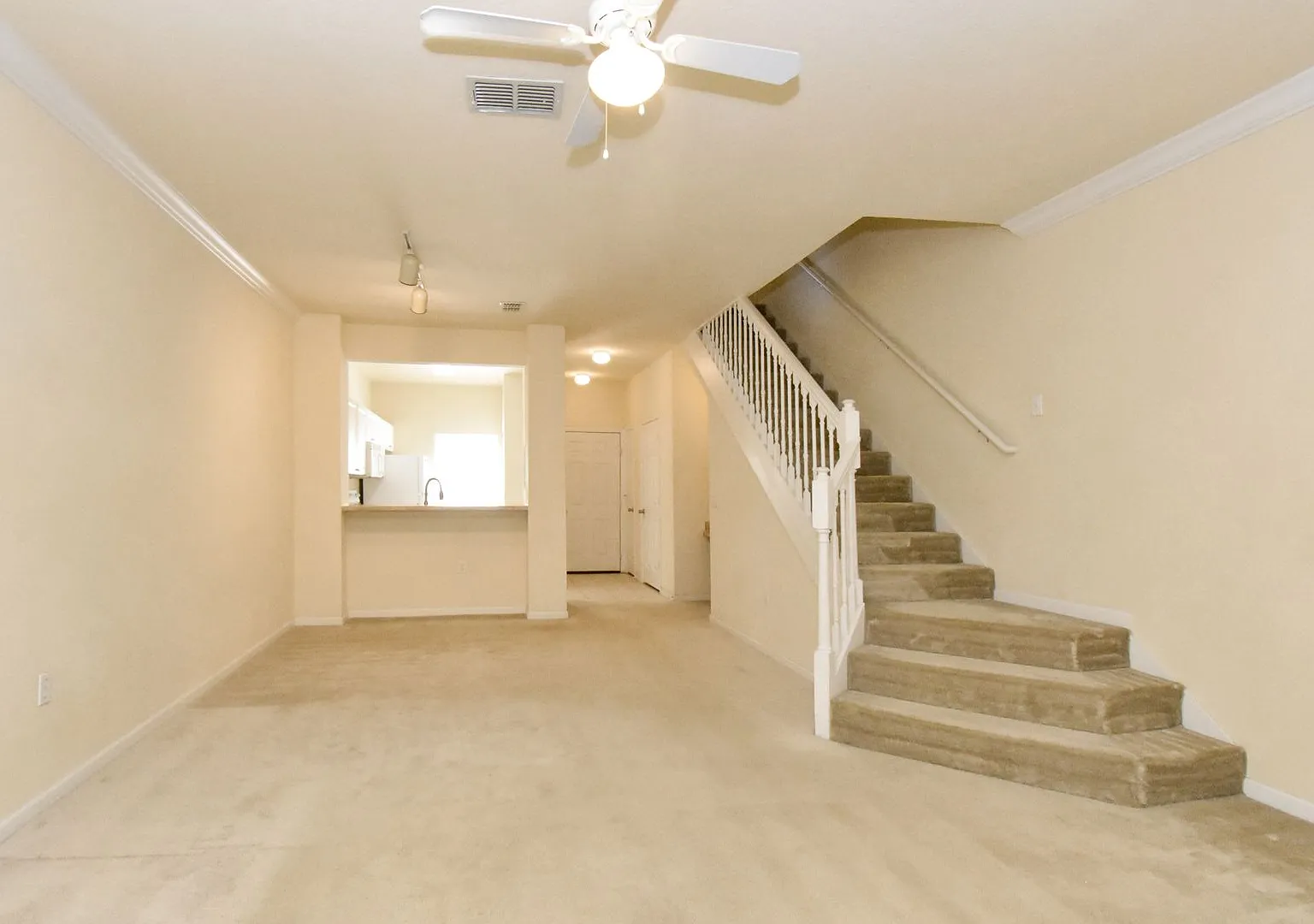 4934 NW 43rd Avenue #104 (Magnolia Place) — Photo 2