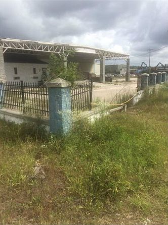 2nd image of 127 French Collins Rd