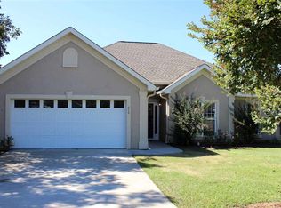 210 Carrington Ln, Centerville, GA 31028