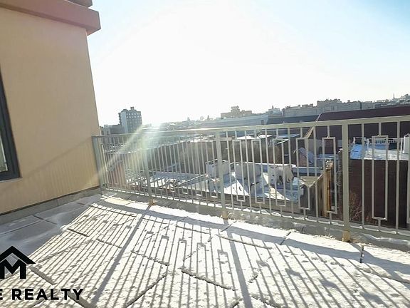 4th image of 2708 Church Ave #6H