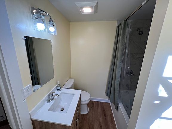 Bathroom, with tub