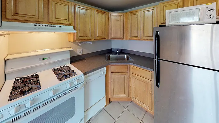 Rented by Metro Garden Realty NYC | media 23