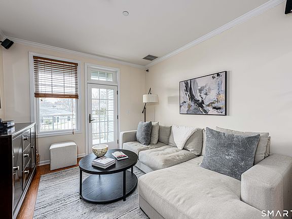 3rd image of 60 Maple Street APT 17