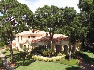 229 Pine Rd, Belleair, FL 33756