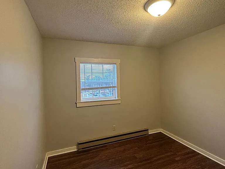 The Heritage House — Photo 13