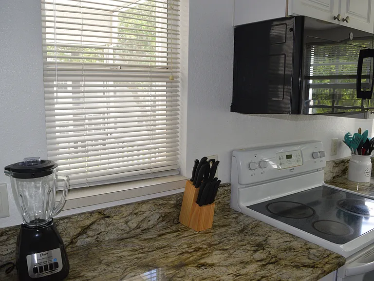 21107 Fountain View Ln #5201 — Photo 16
