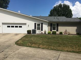 412 Buckingham Dr, Anderson, IN 46013