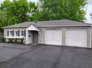 519 1/2 E Walnut St, Danville, KY 40422
