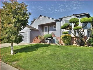 1st image of 1612 Devereux Dr