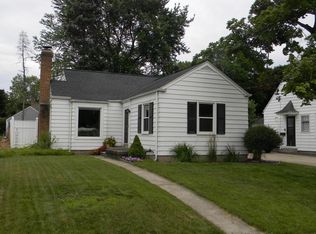 2414 Almont Ave SE, Grand Rapids, MI