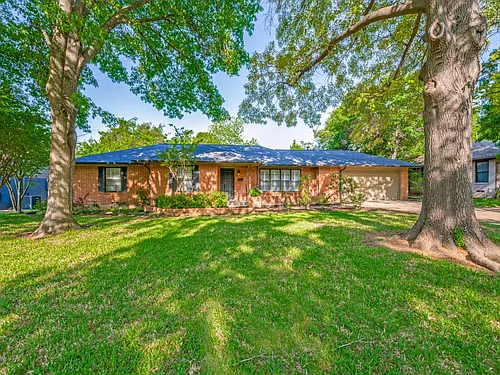 10715 Royal Springs Dr Photo 1