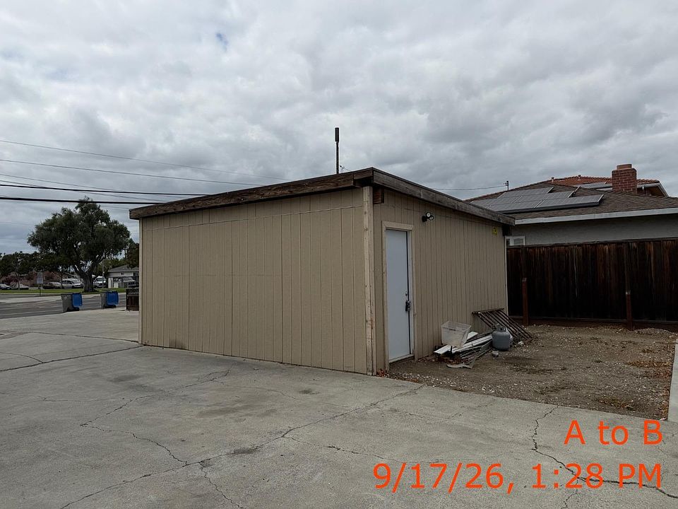 2nd image of 538 N White Rd