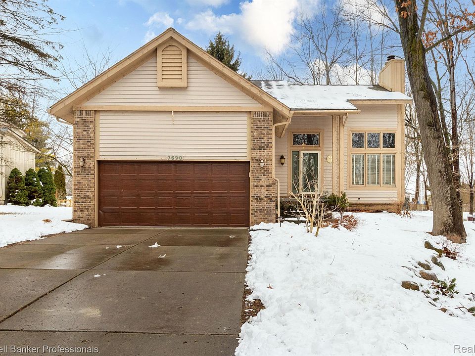 1st image of 7690 Pleasant Brook Dr