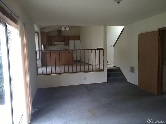 4th image of 16202 13th Avenue Ct E