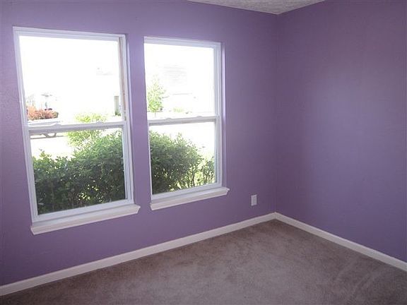 5th image of 5682 N Bluegrass Cir