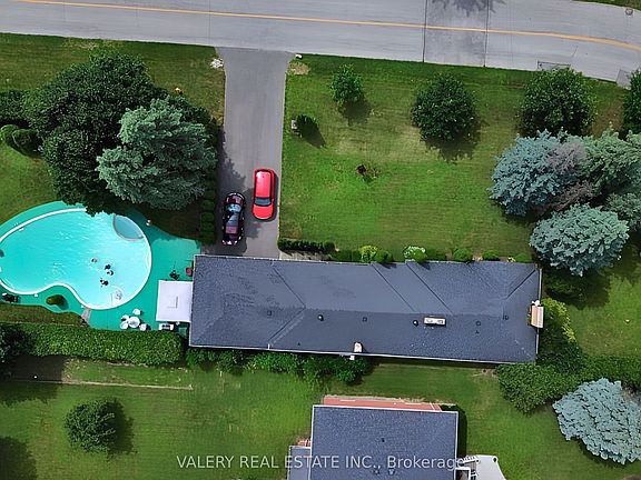 4th image of 87 Cedar Brae Blvd SE