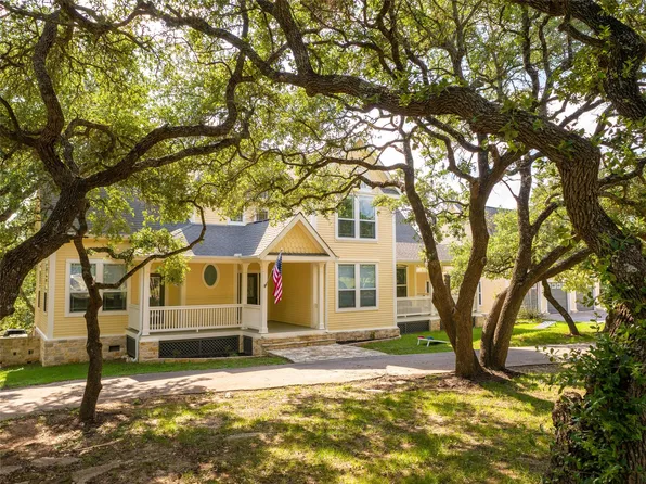 223 Twidwell Dr, Dripping Springs, TX 78620