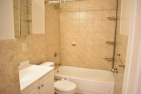 Rented by Compass | media 12