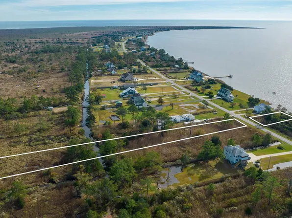 172 Bayview Dr, Stumpy Pt, NC 27978