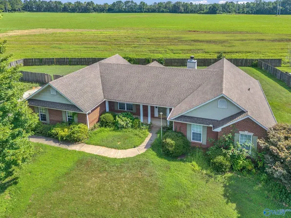 198 Mill Keys Rd, Hazel Green, AL 35750