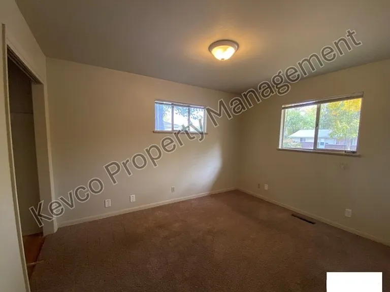 1313 Fairview Dr — Photo 12