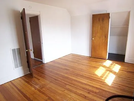 218 Park Rd — Photo 6